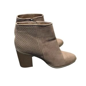 Women's Tan Ankle Boots